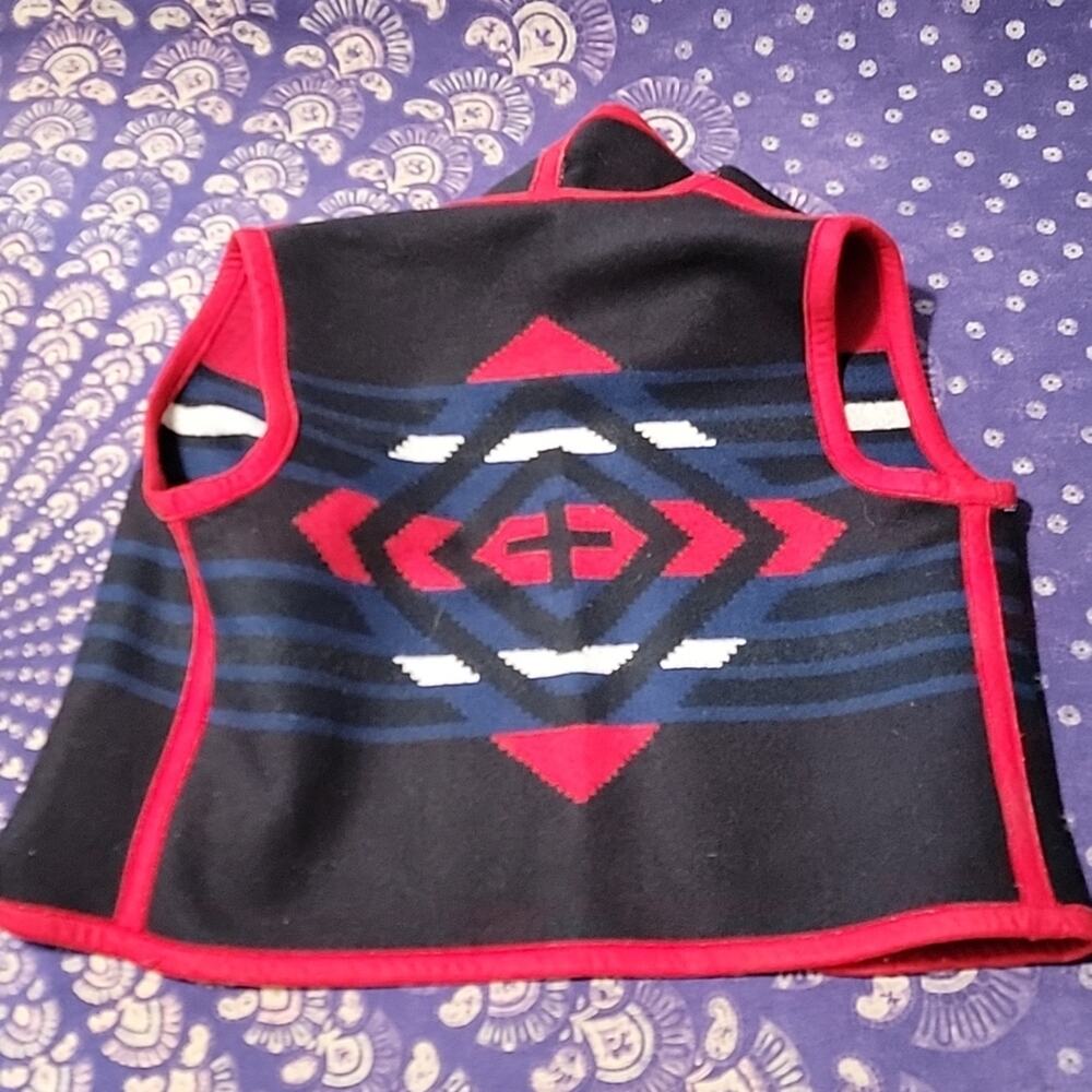 Rad and Reversable Felt Vest - Picture 7 of 7